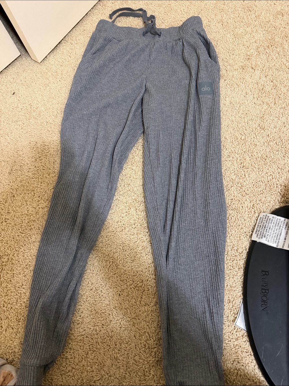 ALO Yoga Ribbed Track Joggers in Gray